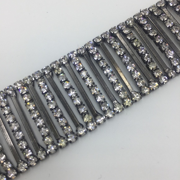 GORGEOUS Rhinestone Diamond Choker - Picture 3 of 4